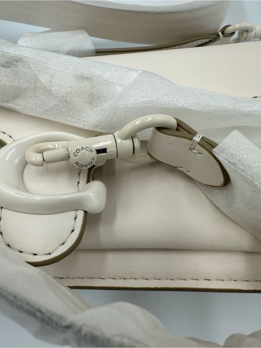 Limited Coach Tabby 20 Shoulder Bag Chalk White Leather Tonal C Hardware CAM8